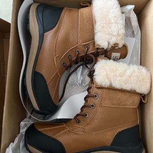 UGG - ADIRONDACK BOOTS III WOMEN’s US 7